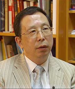 季明明